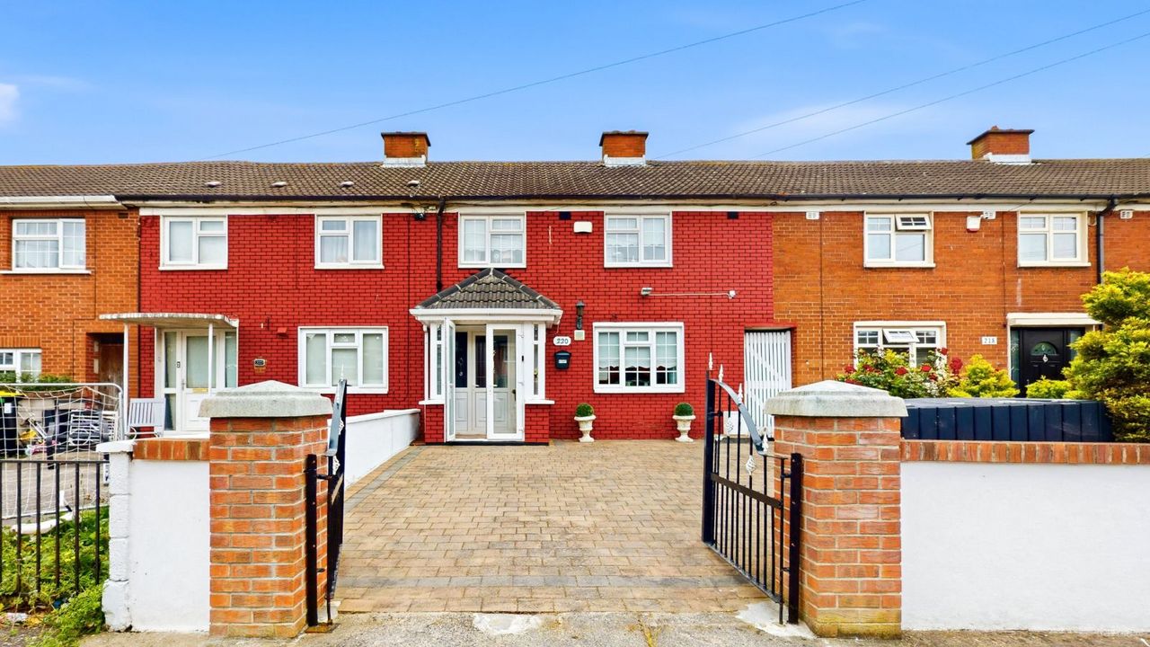 220 Millbrook Avenue, Donaghmede, Dublin 13 - Terraced house