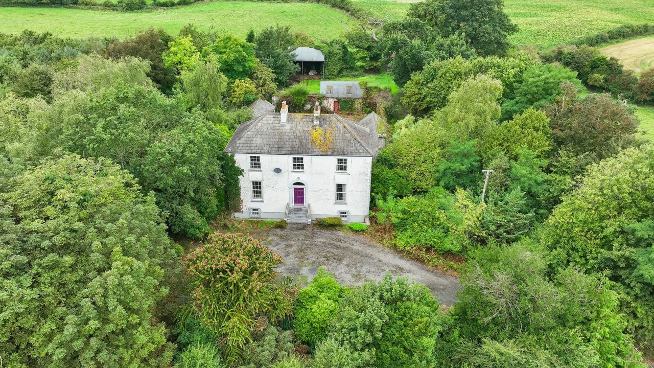 Parochial House, Eglish, Fivealley, Co. Offaly