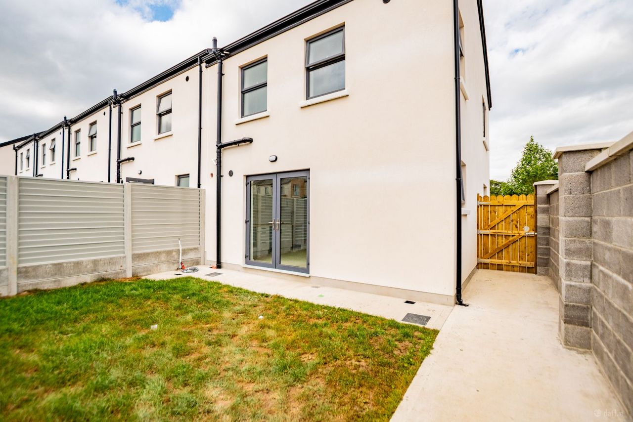 2 Bed End Terrace, White Linen Avenue, Longford Town, Co. Longford