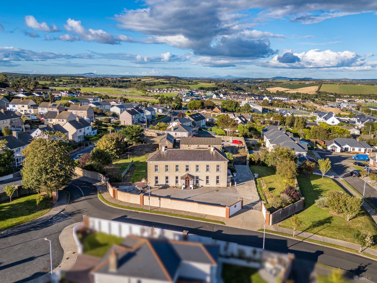 property-thumbnail