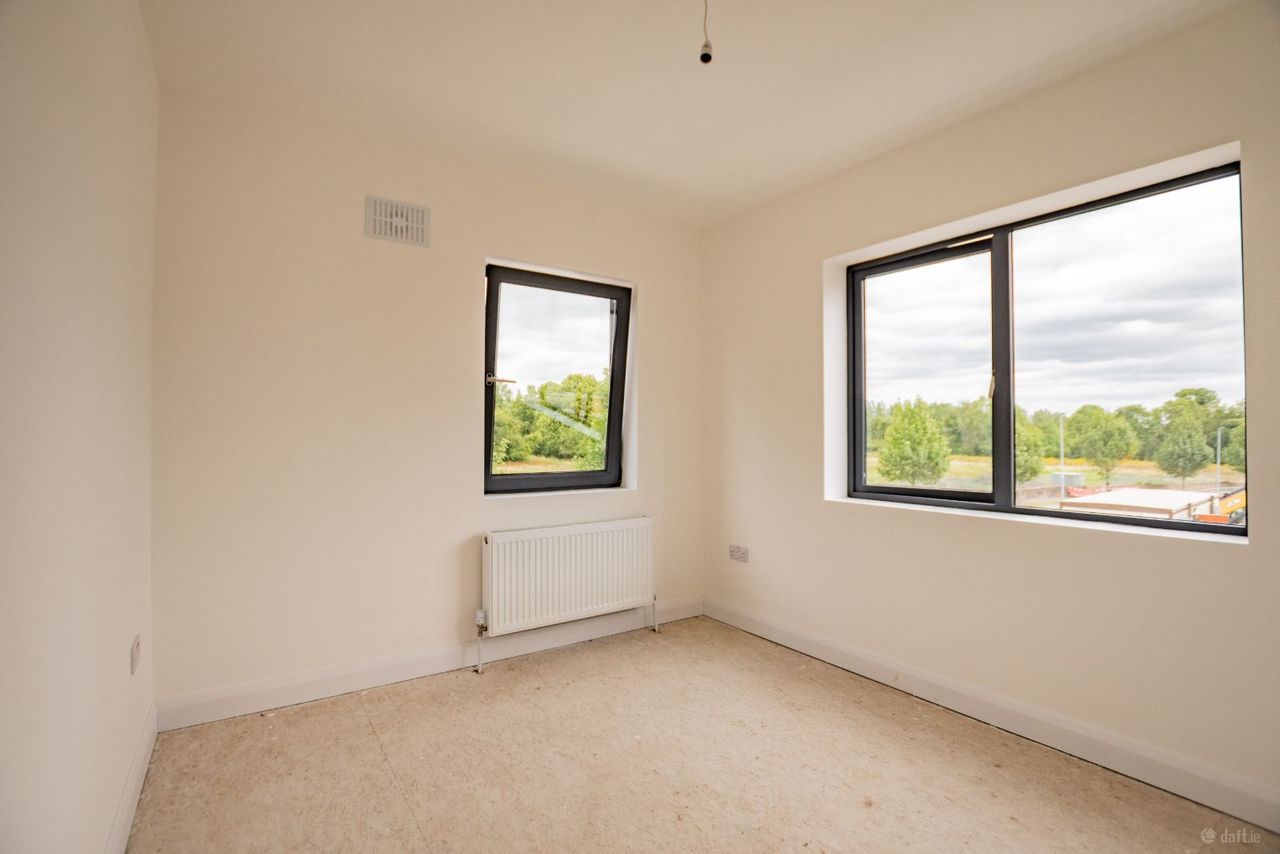 2 Bed End Terrace, White Linen Avenue, Longford Town, Co. Longford