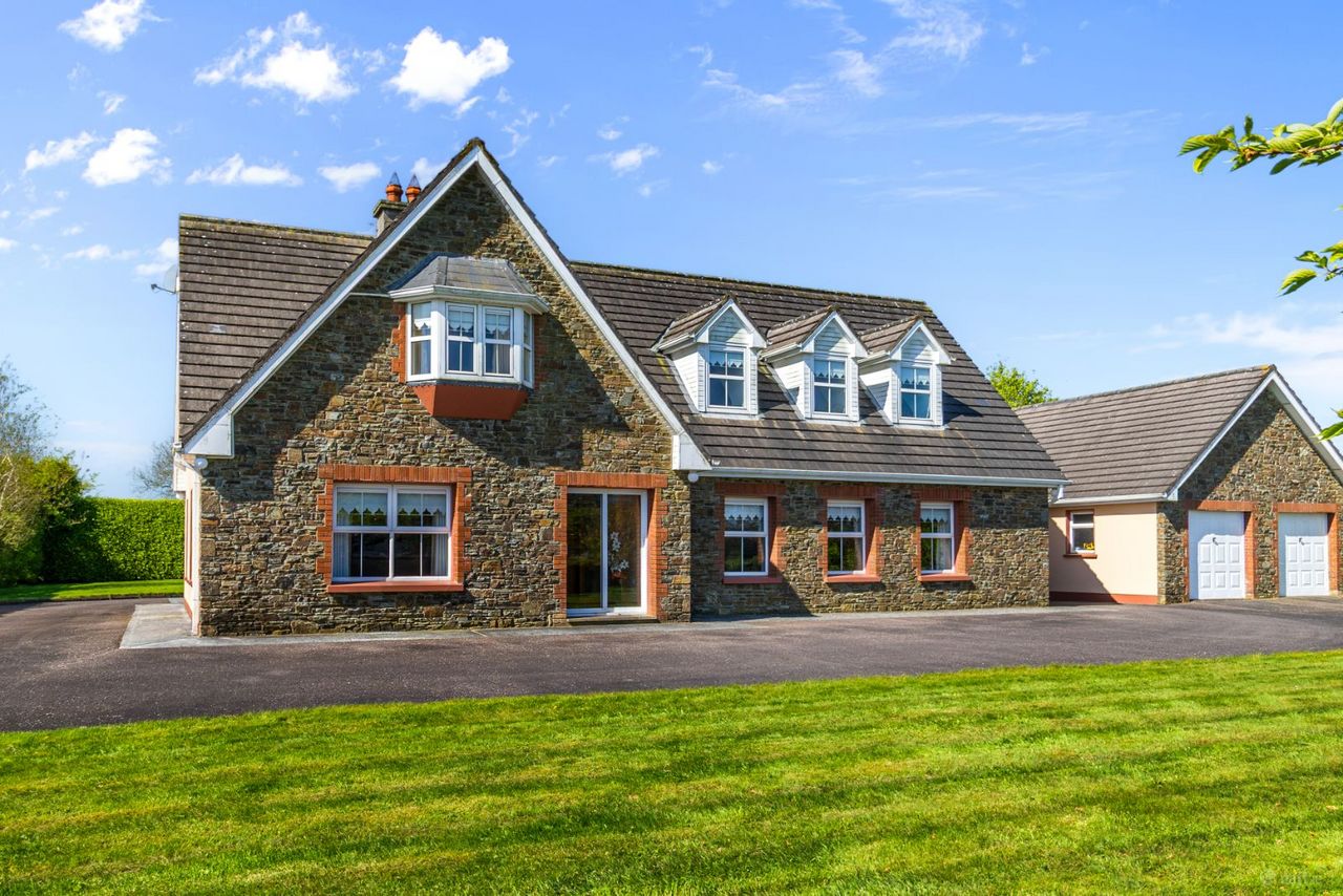 Fiodhnach, Lisheenowen, Whitechurch, Co. Cork