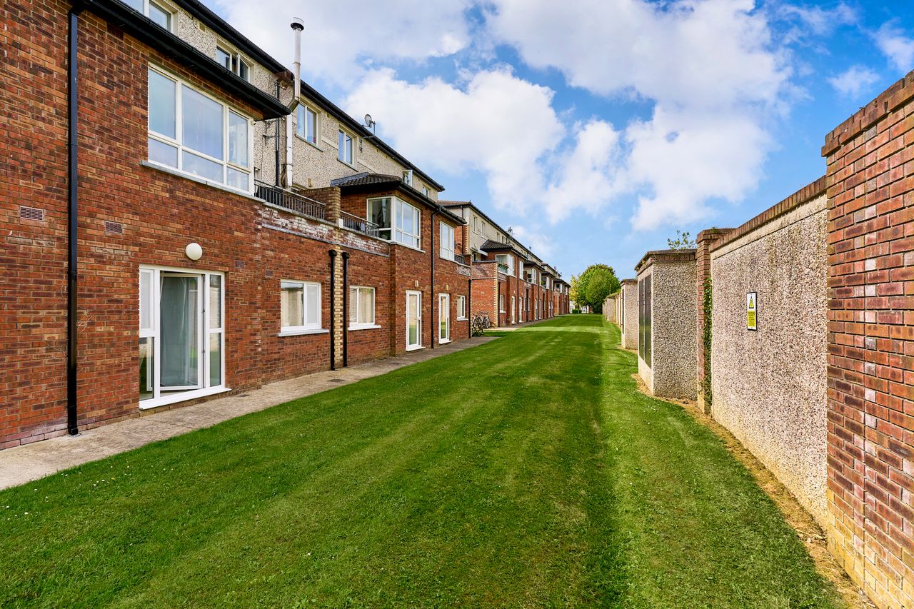 25 The Square, Innwood, Enfield, Co. Meath