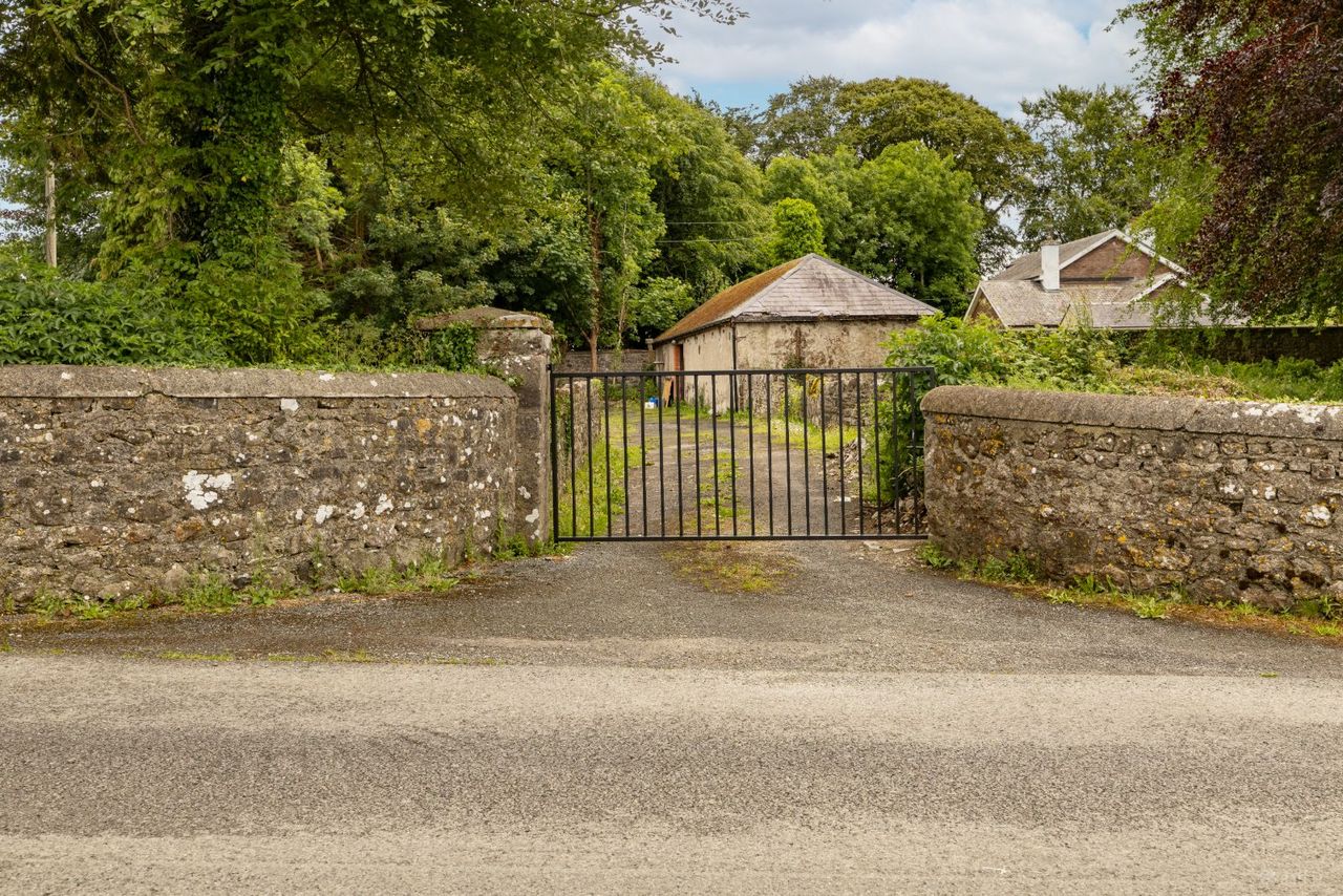 Moate Road, Ballymore, Co. Westmeath