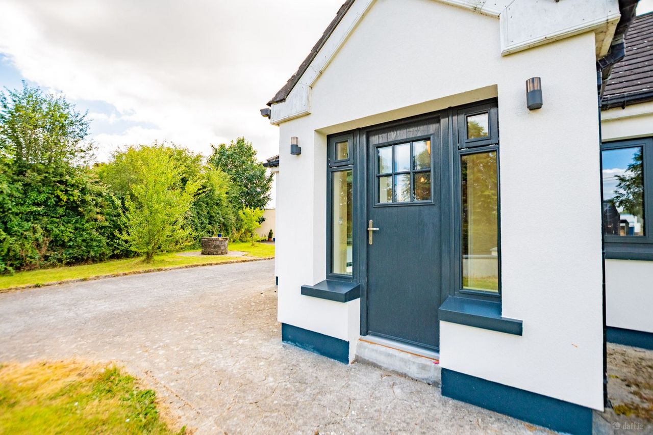 Water Street, Castlepollard, Coole, Co. Westmeath