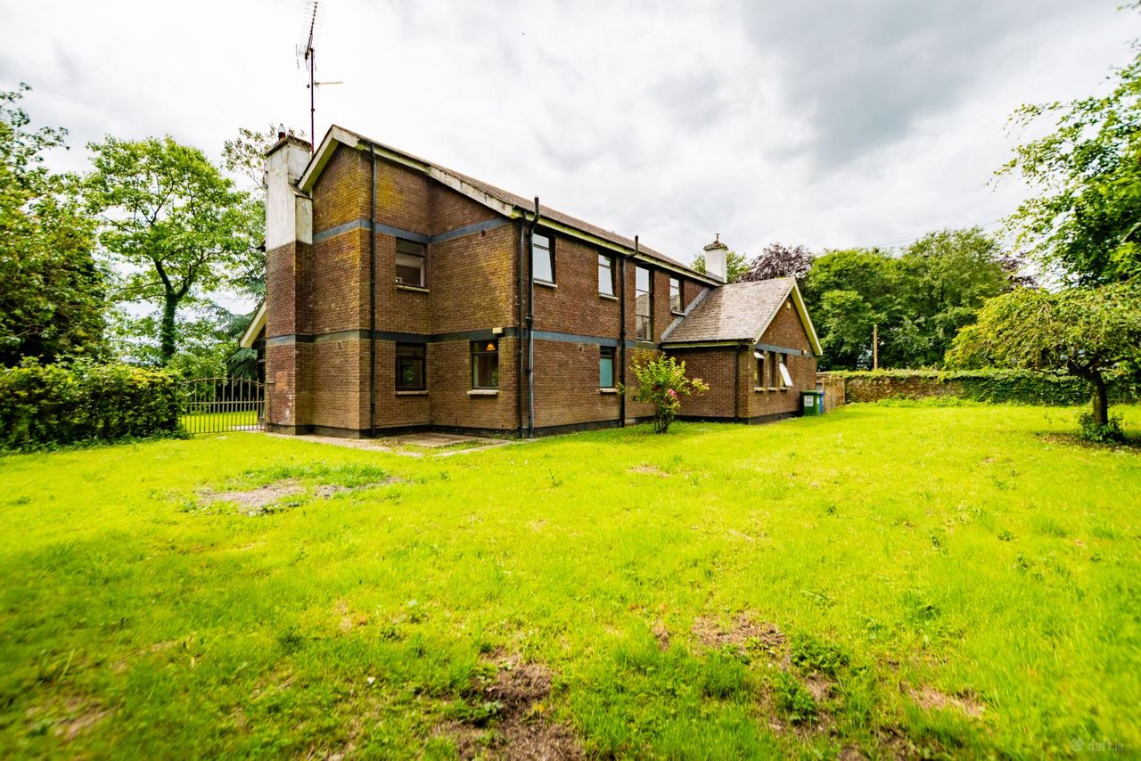 Moate Road, Ballymore, Co. Westmeath