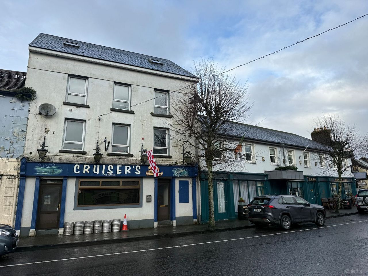 Cruiser'S, Main Street, Foxford, Co. Mayo - Restaurant / Bar / Hotel