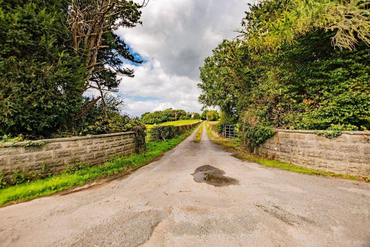 Parochial House, Eglish, Fivealley, Co. Offaly