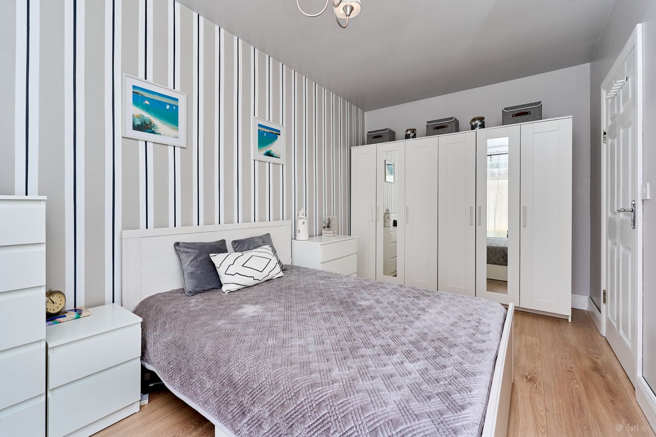 25 The Square, Innwood, Enfield, Co. Meath