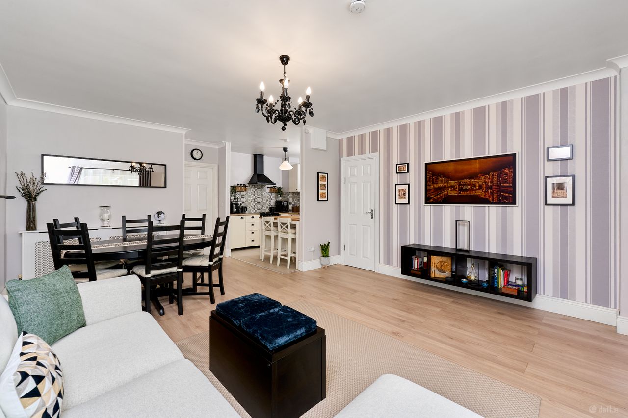 25 The Square, Innwood, Enfield, Co. Meath