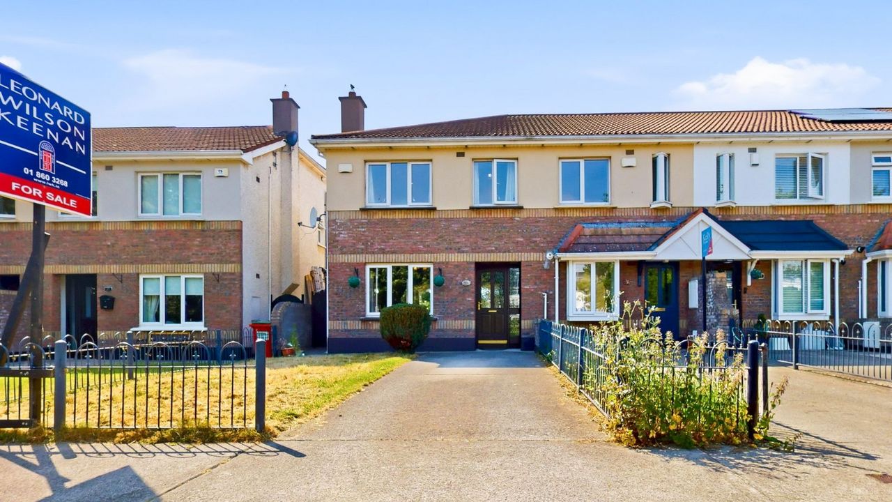 29 Fforster Park, Ballydowd Manor, Lucan, Co. Dublin - End-of-terrace house
