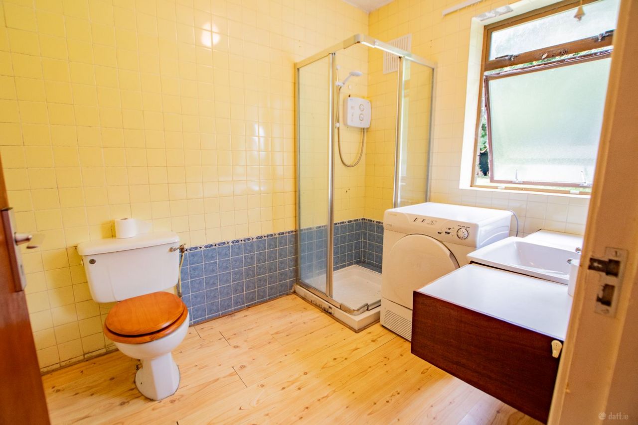Moate Road, Ballymore, Co. Westmeath