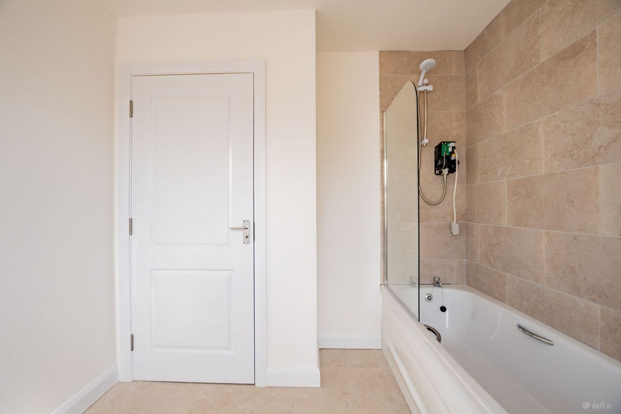 3 Bed End Terrace, White Linen Avenue, Longford Town, Co. Longford