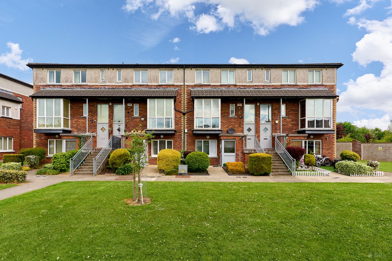 25 The Square, Innwood, Enfield, Co. Meath