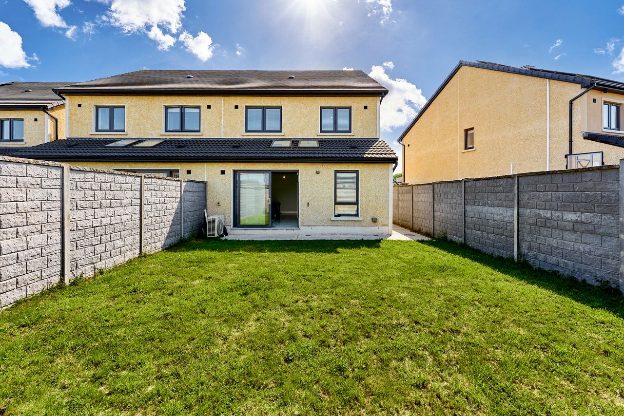 42 The Avenue, Royal Oaks, Enfield, Co. Meath