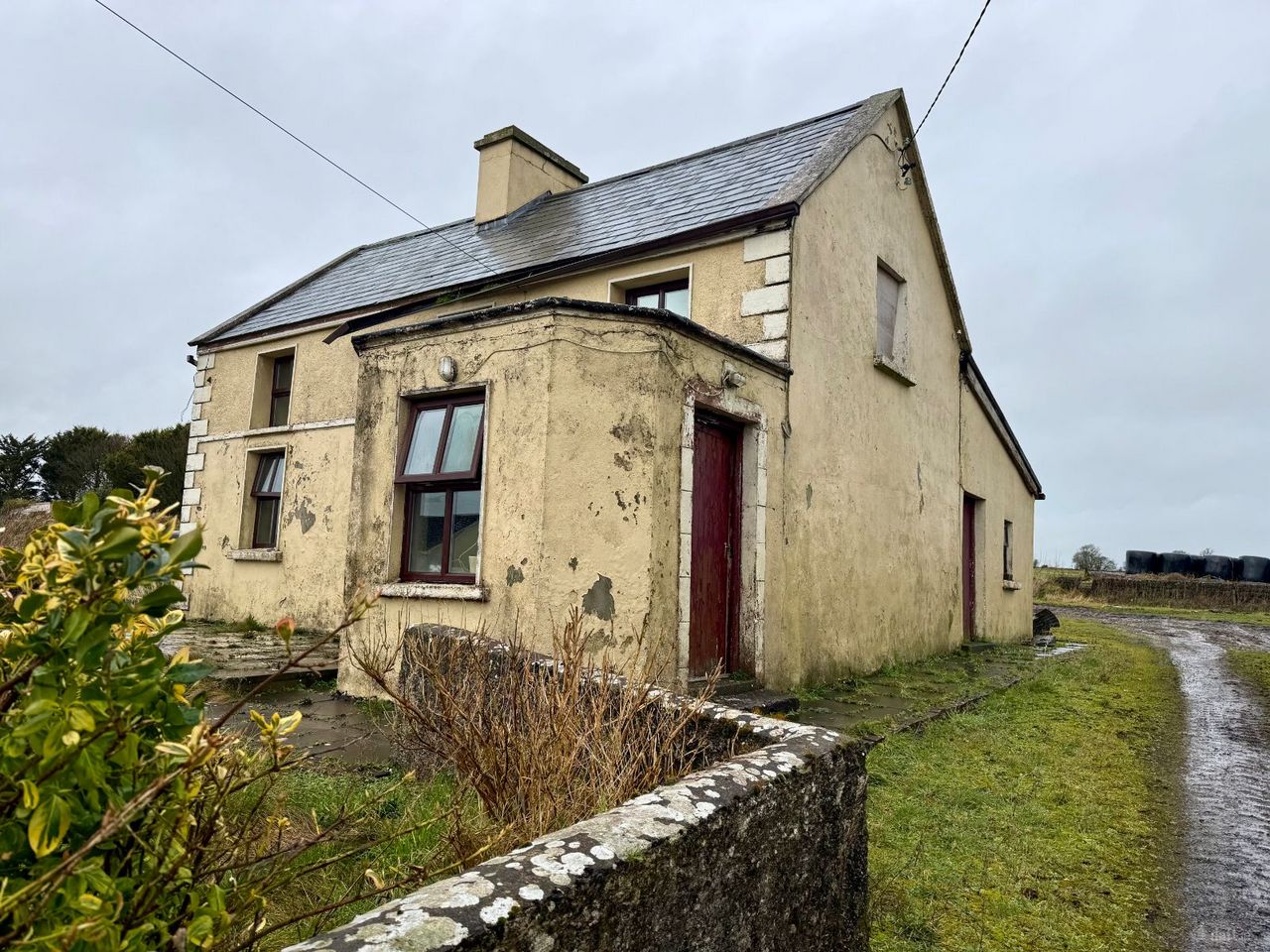 Carrowmore, Abbeyknockmoy, Monivea, Co. Galway - Detached house