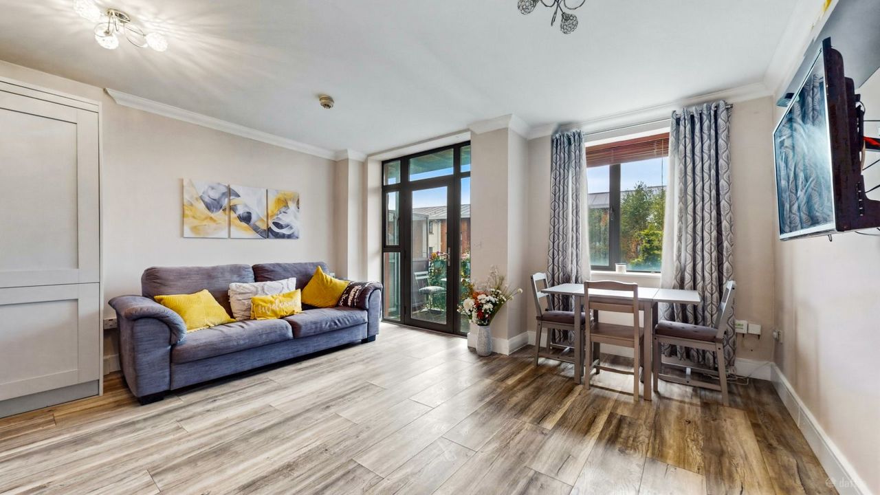 Flat 2, 15 B Main Street, Clongriffin, Dublin 13 - Apartment For Sale