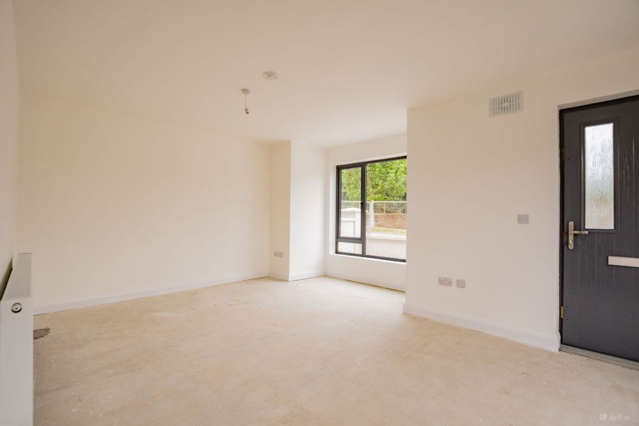 2 Bed End Terrace, White Linen Avenue, Longford Town, Co. Longford