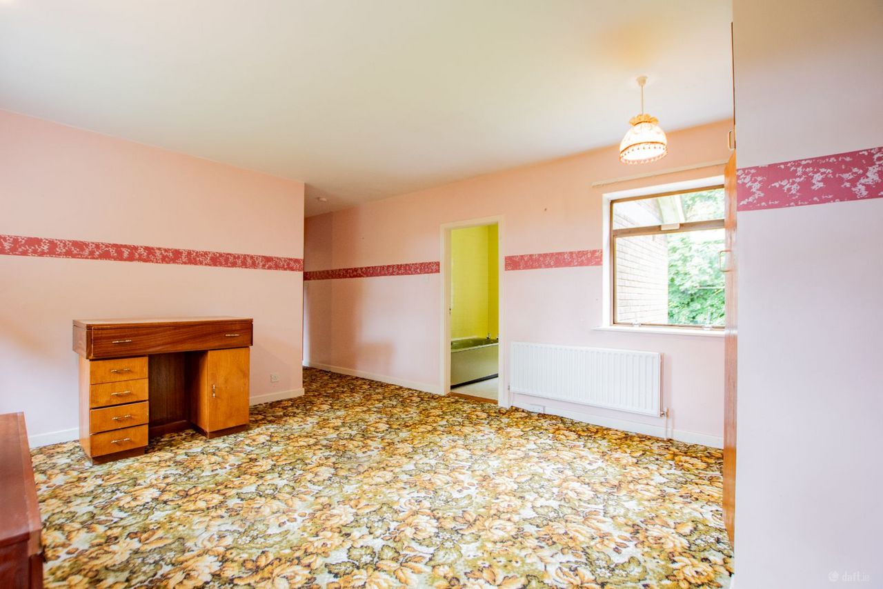 Moate Road, Ballymore, Co. Westmeath