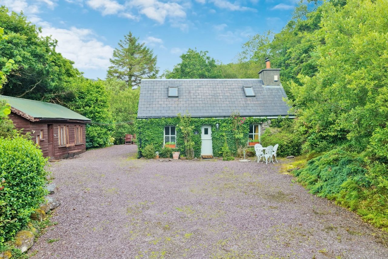 Derreendrislagh, Sneem, Castlecove, Co. Kerry