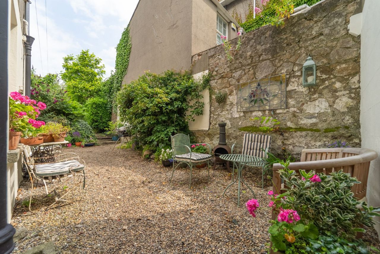 4 Killiney Terrace, Breffni Road, Sandycove, Co. Dublin