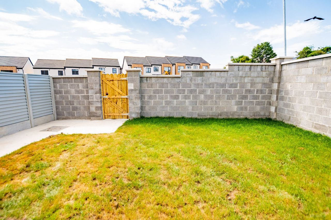 3 Bed End Terrace, White Linen Avenue, Longford Town, Co. Longford