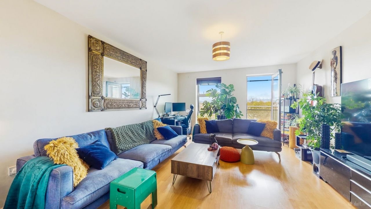 Apartment 25, Compass Court, South Royal Canal Park, Ashtown, Co. Dublin - Apartment For Sale