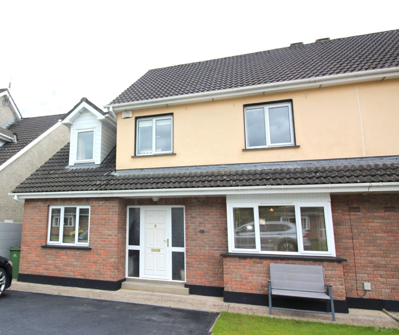17 Springfields, Dooradoyle, Dooradoyle, Co. Limerick - Semi-detached house