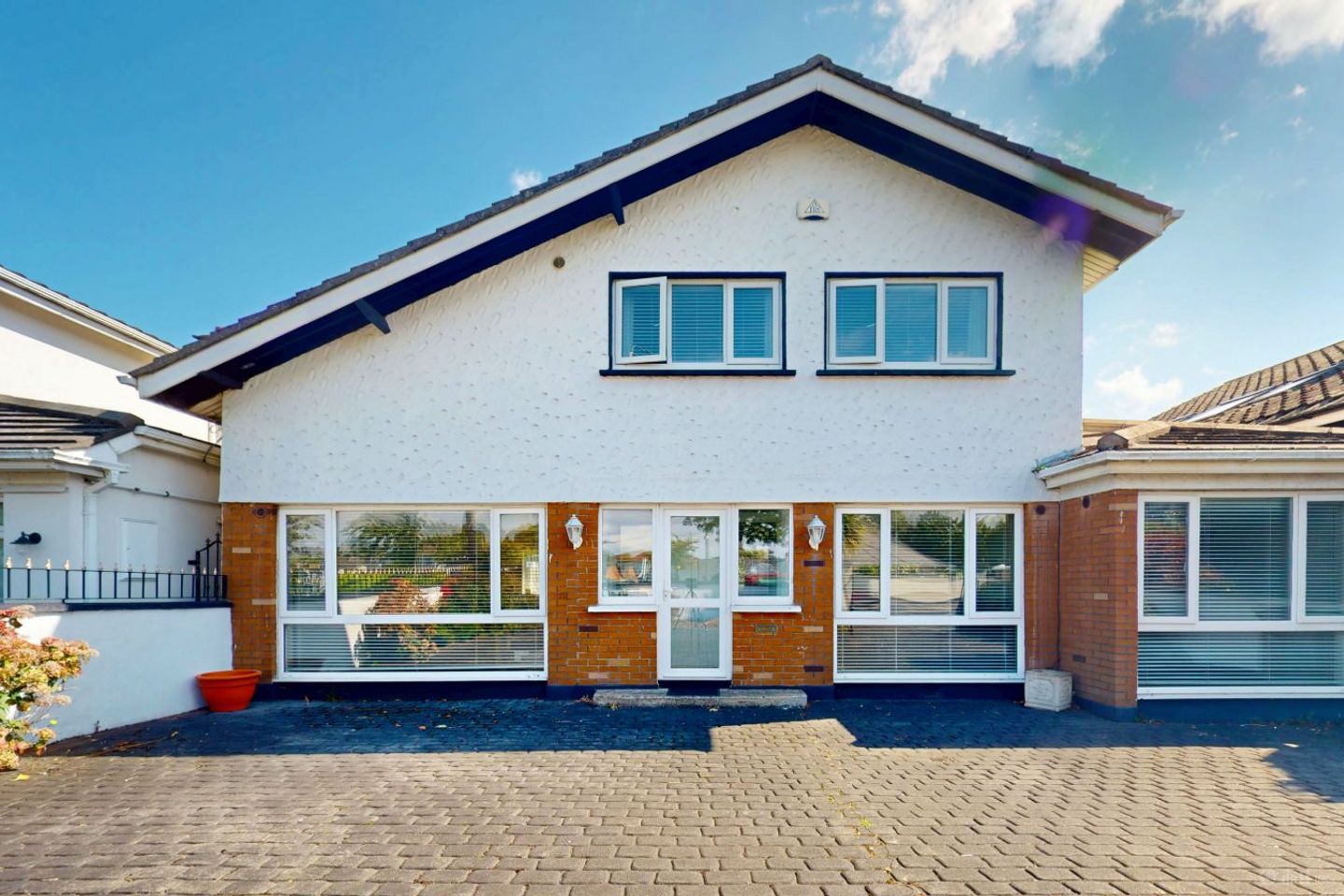 35 The Dunes, Strand Road, Portmarnock, Co. Dublin, D13T2X9