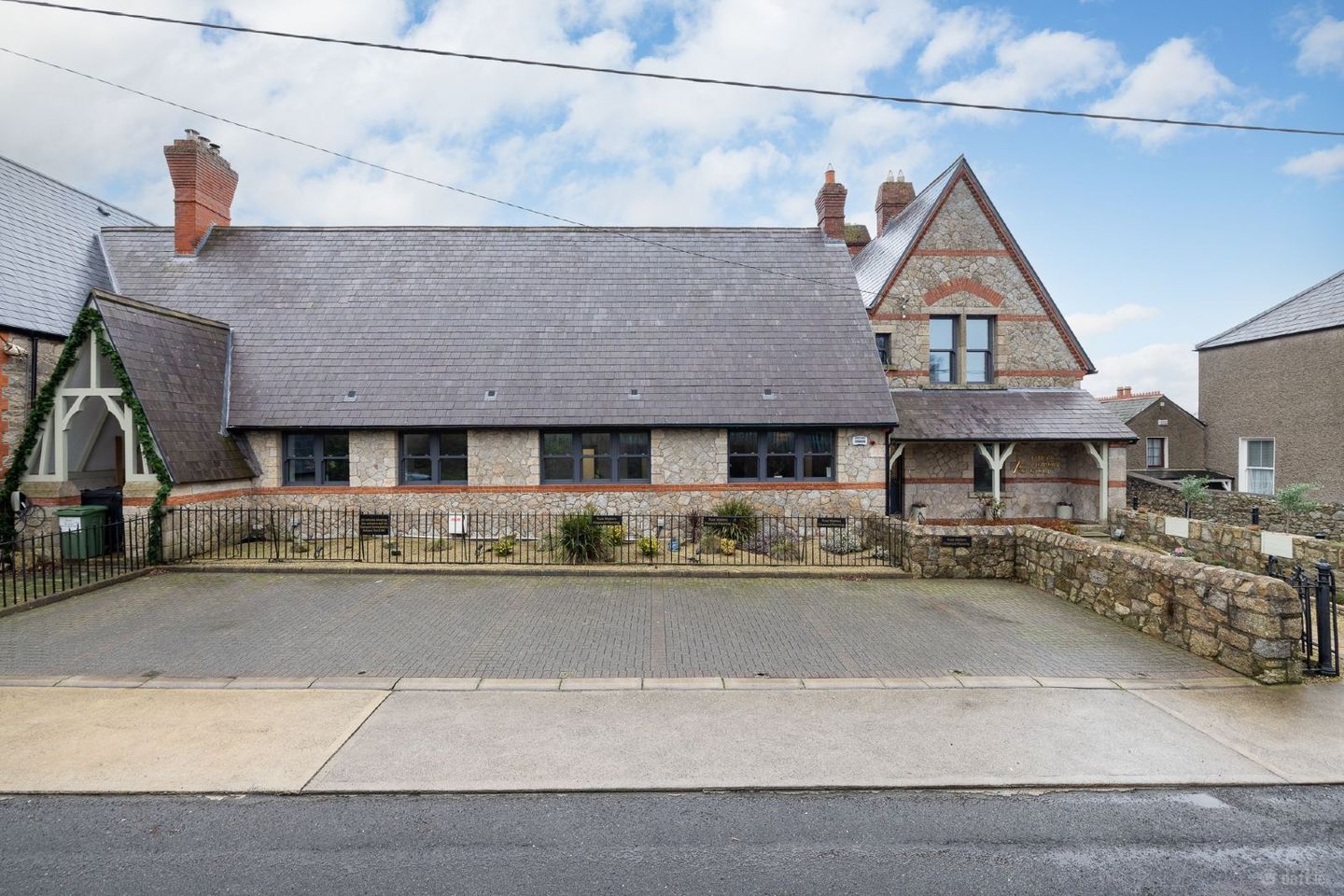 The Taney Buildings, Eglinton Terrace, Dundrum, Dublin 14, Kilmacud, Co. Dublin