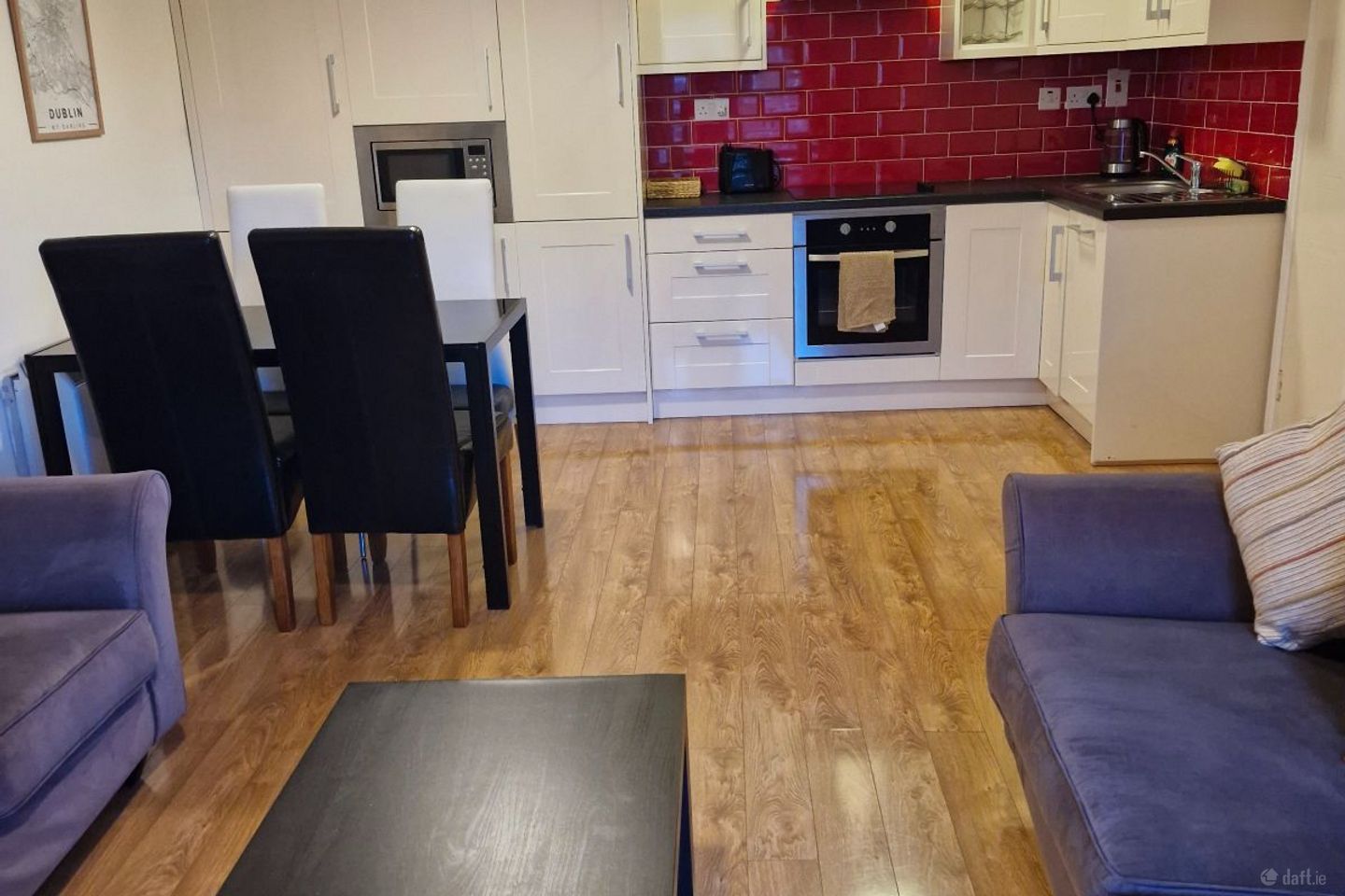 36 The Weavers, Meath Place, Dublin 8