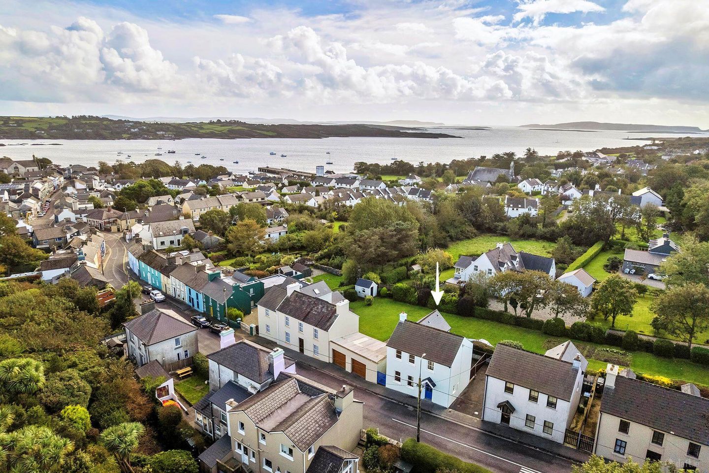 Airhill, High Street, Schull, Co Cork, P81 PK76