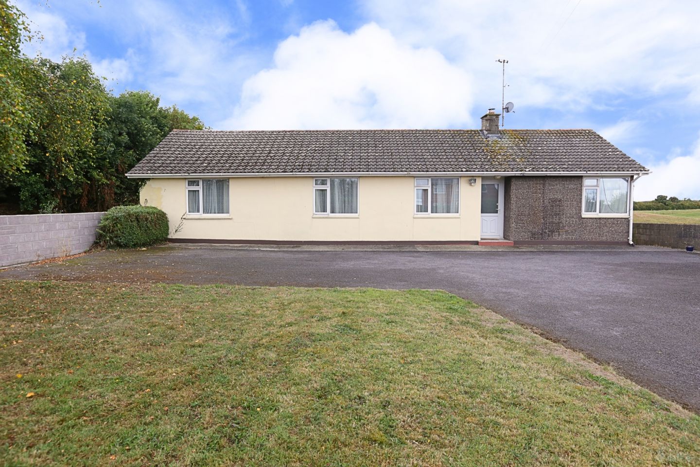 Ardcath, Garristown, Co Meath, A42E891