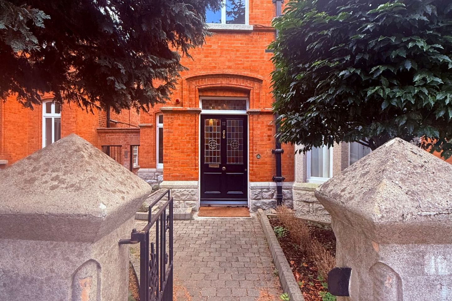 Flat 2, 12 Sunbury Gardens, Dartry, Dublin 6