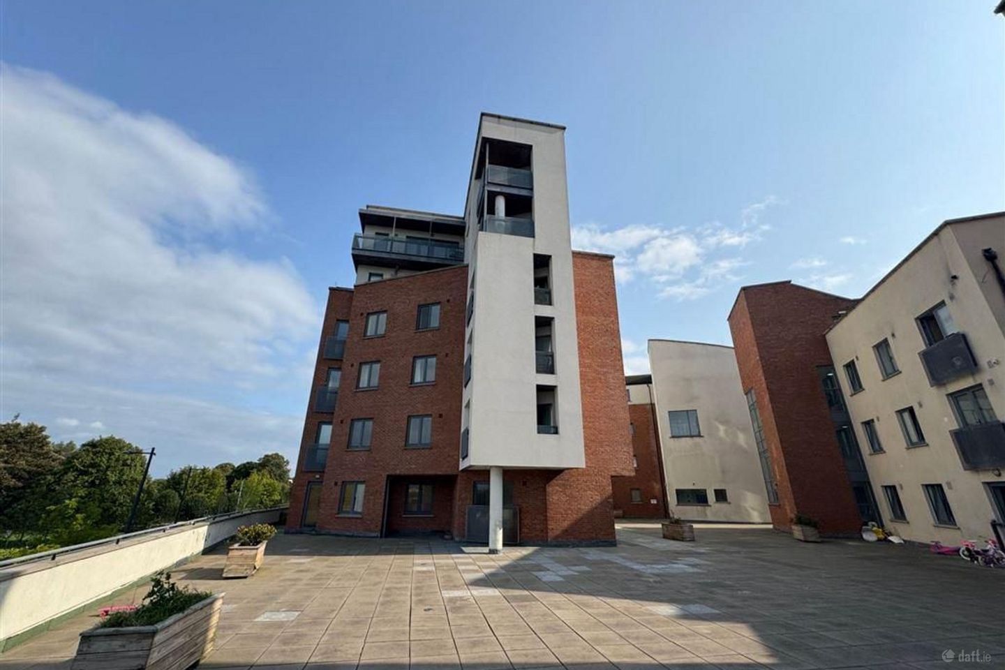 32 Block C, Táin Court, Bridge Street, Dundalk, Co, Dundalk, Co. Louth