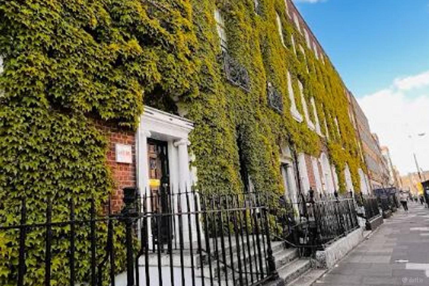 Pembroke Street , Dublin 2