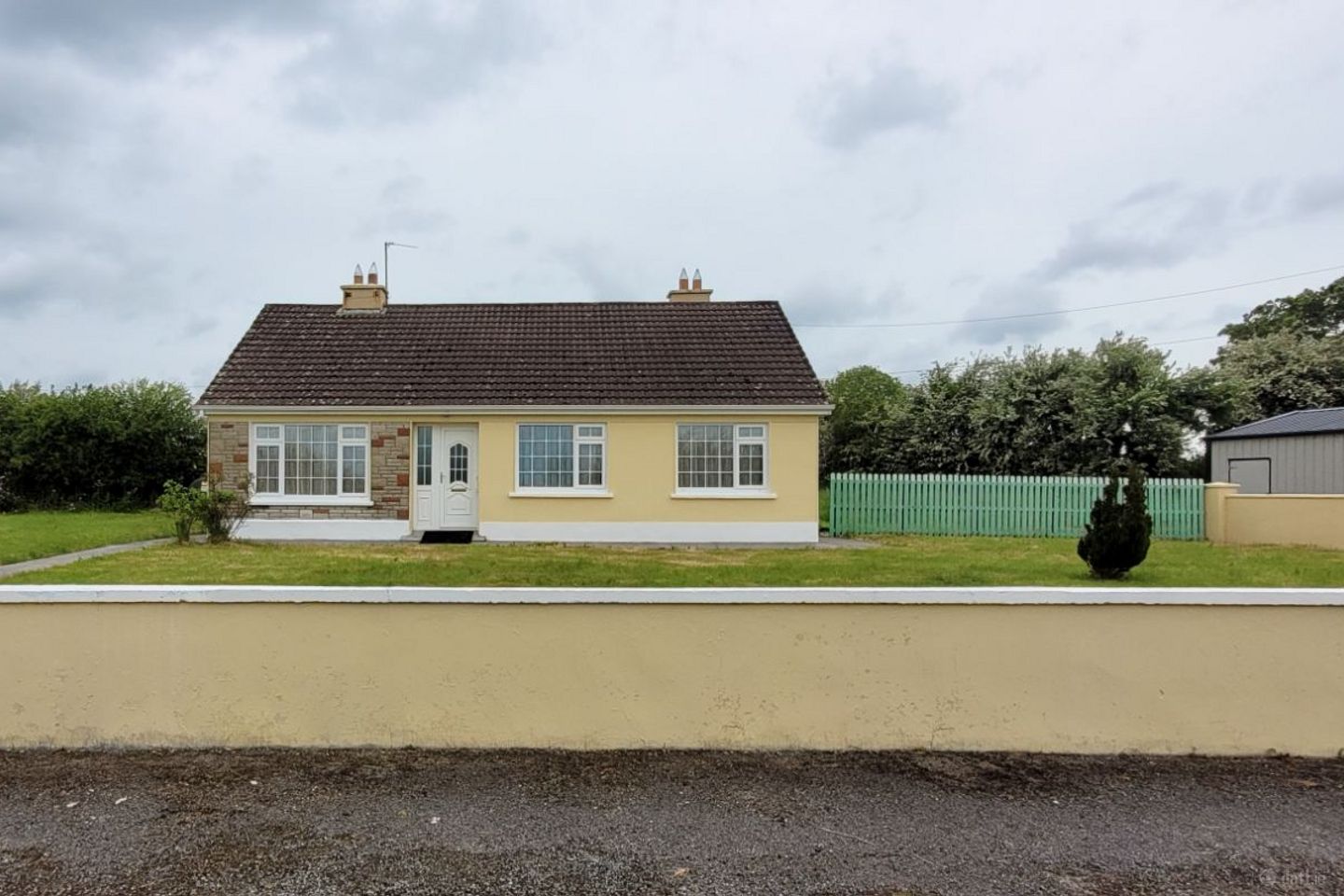 Killeroran, Ballygar, Ballygar, Co. Galway, F42EA33