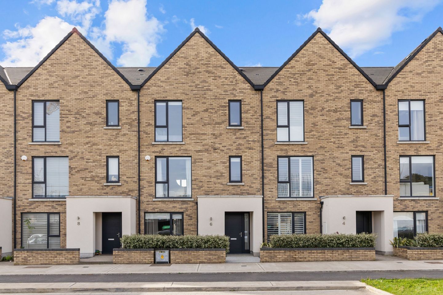 6 Woodbrook Avenue, Dublin Road, Shankill, Co. Dublin, A98E9N7