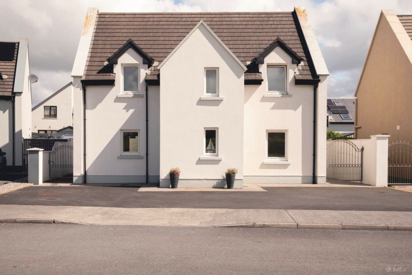 25 An Creag, Lahinch, Lahinch, Co. Clare, V95HY48