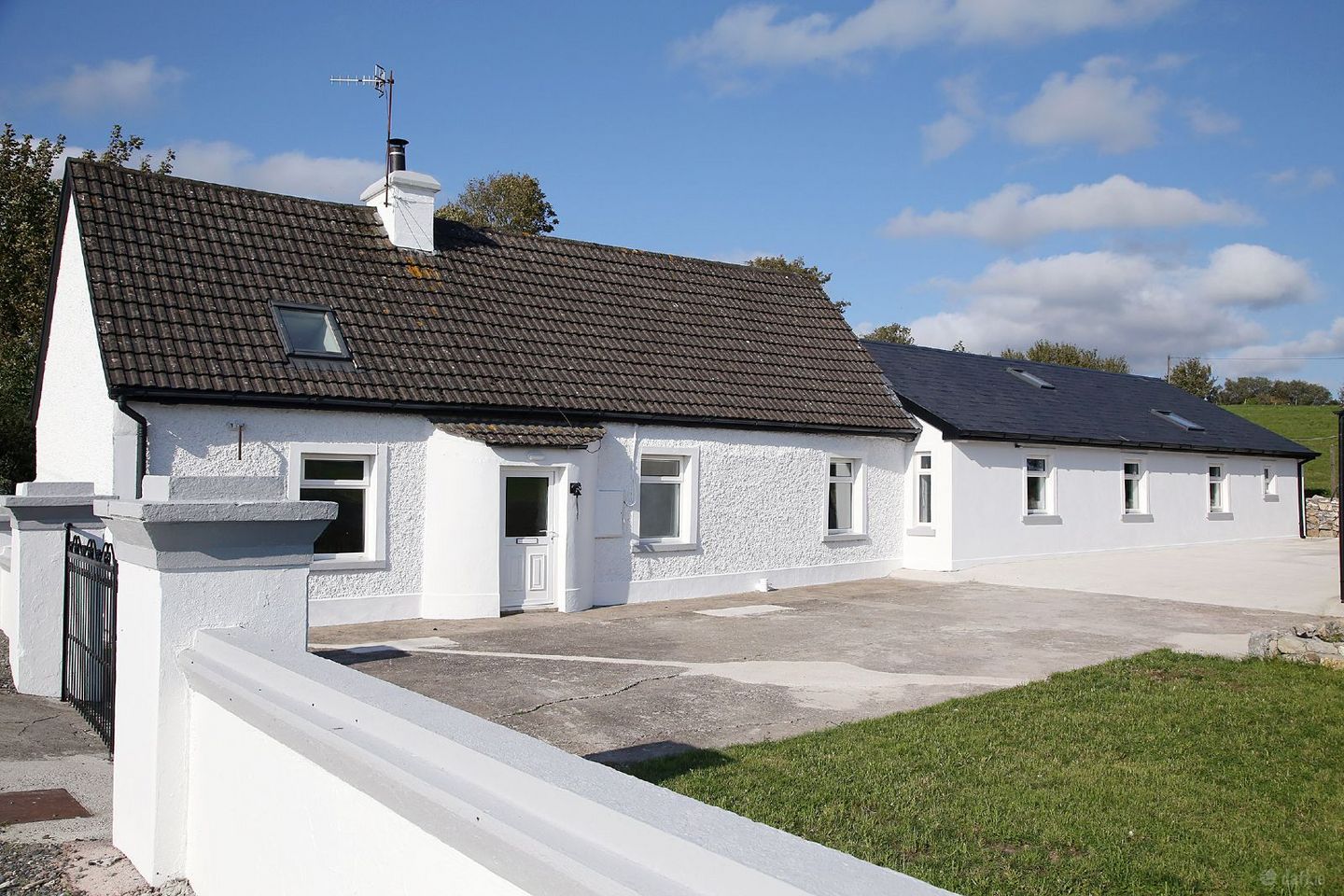  Near Mitchelstown Co Cork  Skeheenarinky, Cahir, Co. Tipperary, Burncourt, Co. Tipperary