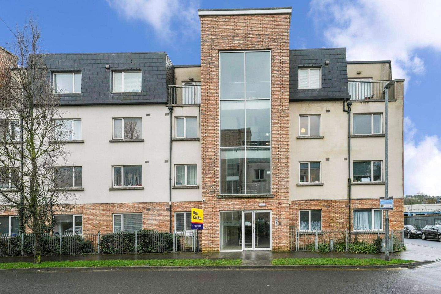 42 Eaton Terrace, Rathcoole, Co. Dublin