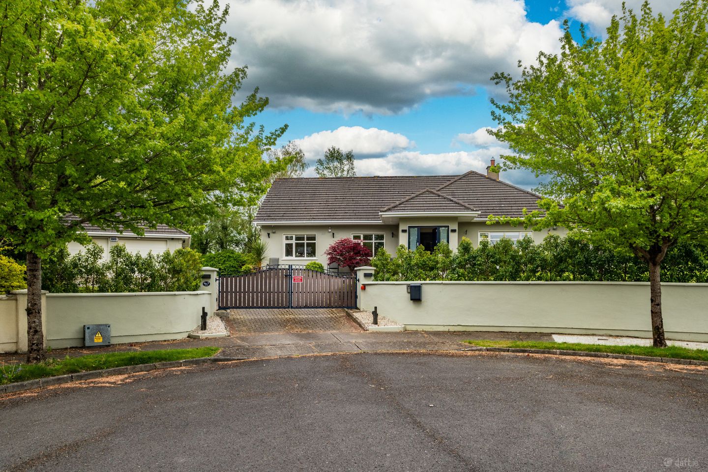 9 Milford, Athgarvan, Newbridge, Co. Kildare, W12WR04