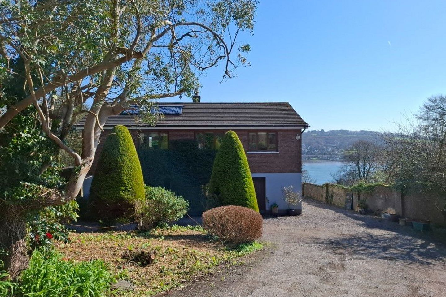 Bellevue, Glenbrook, Passage West, Co. Cork, T12VW2K