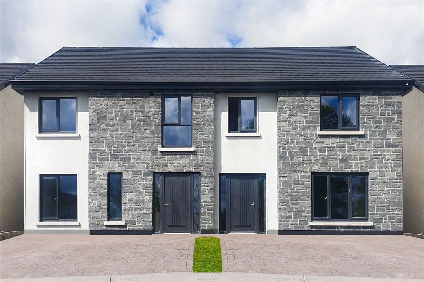 38 Lus Na Greine, Monksland, Athlone, Co. Roscommon, N37E3C7