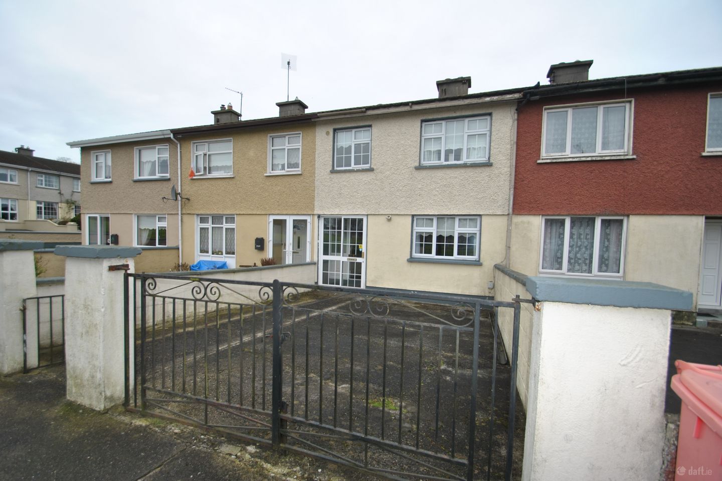 113 Kennedy Park, Roscrea, Co. Tipperary, E53FN30