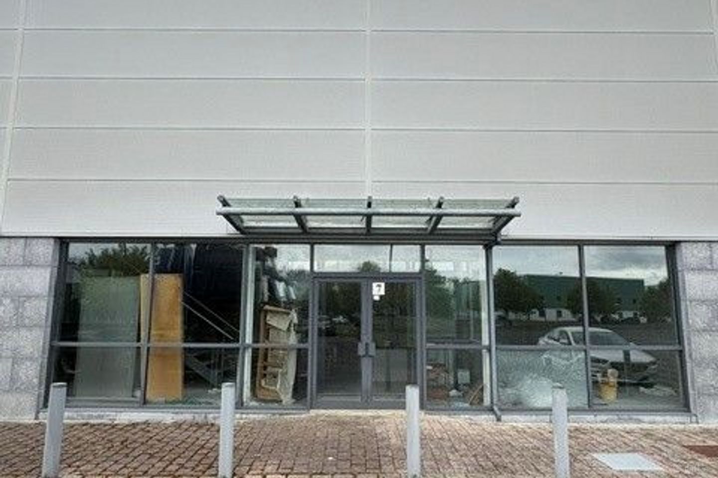 Uni7 Ballaghaderreen Business Park, Dublin Road, Ballaghaderreen, Co. Roscommon