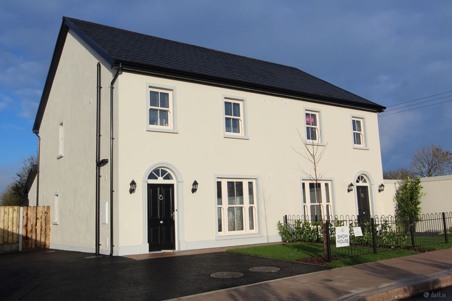 57 Castle Park, Castleblayney, Co. Monaghan, A75CK18