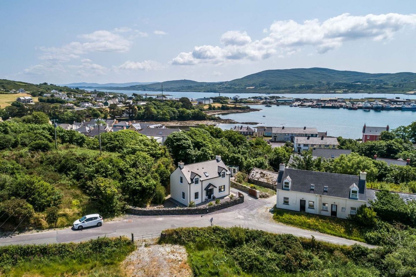 Kitty O'Shea'S, High Road, Castletownbere, Castletown, Co. Cork, P75XN66