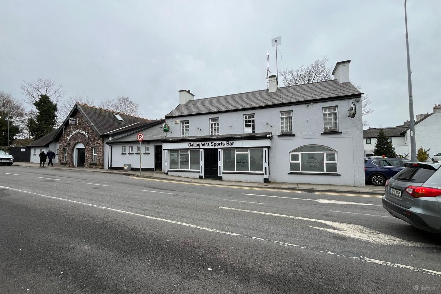 Commercial licenced premises, Duntaheen Road, Fermoy, Co. Cork, P61RK65