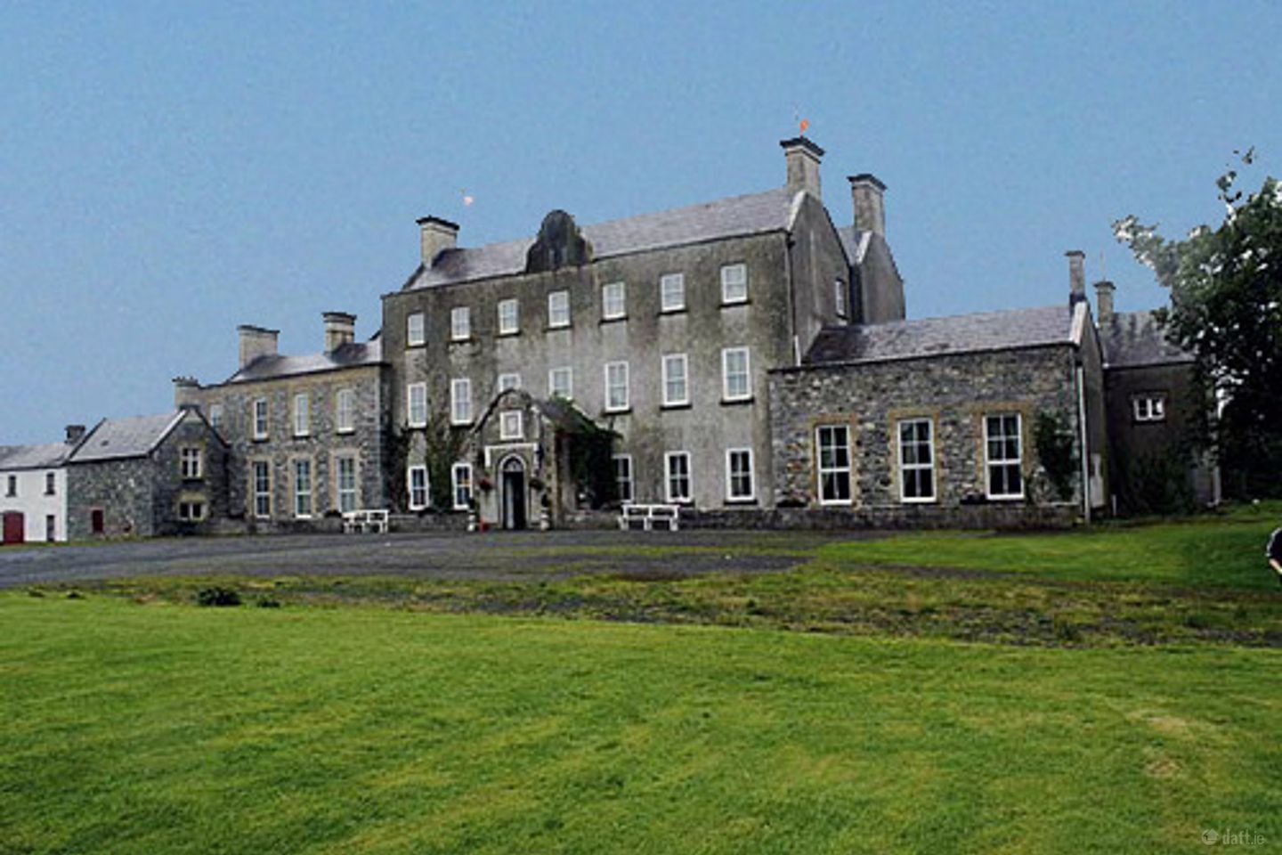 NEWCASTLE HOUSE, Ballymahon, Co. Longford